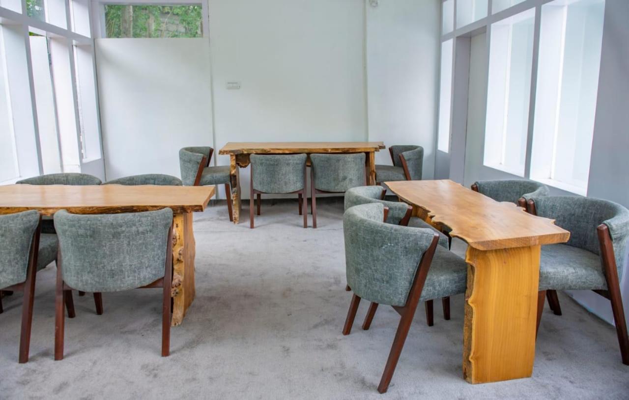 Hotel Reego Skardu Extérieur photo